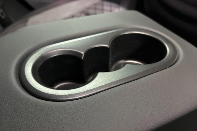 VOLKSWAGEN Golf Photo 32