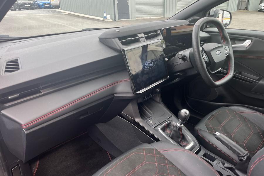 Ford PUMA Photo autoimg-da441a824a1538e033470bc6680c5da3434714e1.jpg