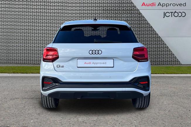 AUDI Q2 Photo 7