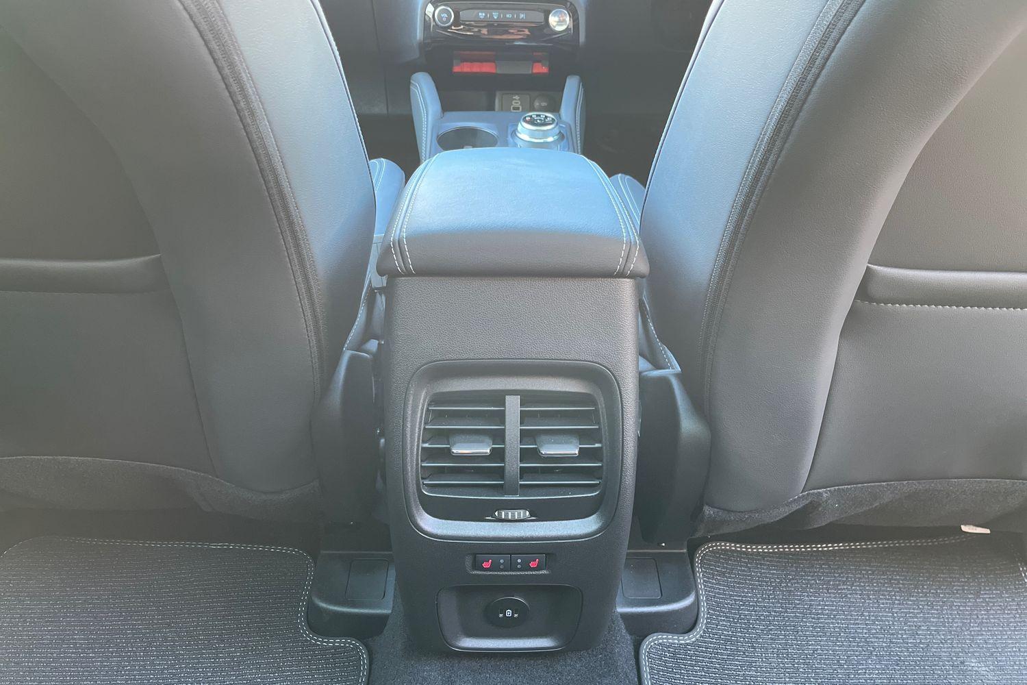 Ford KUGA Photo 28