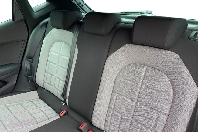 SEAT Ibiza Photo 9