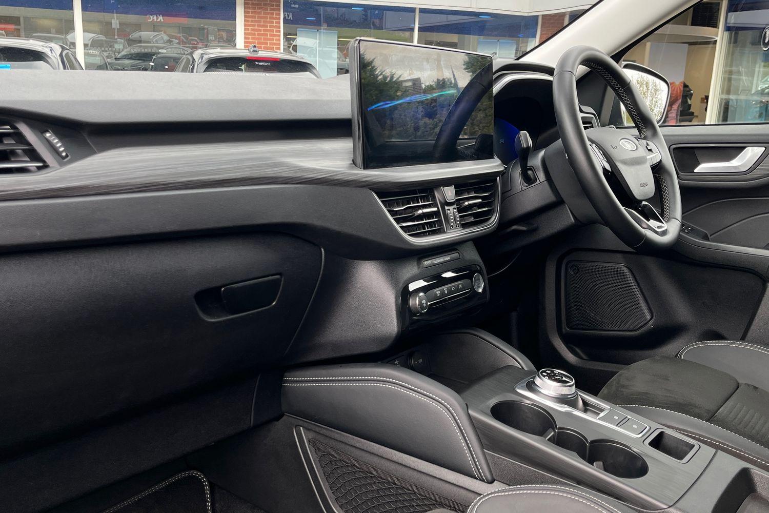Ford KUGA Photo 17