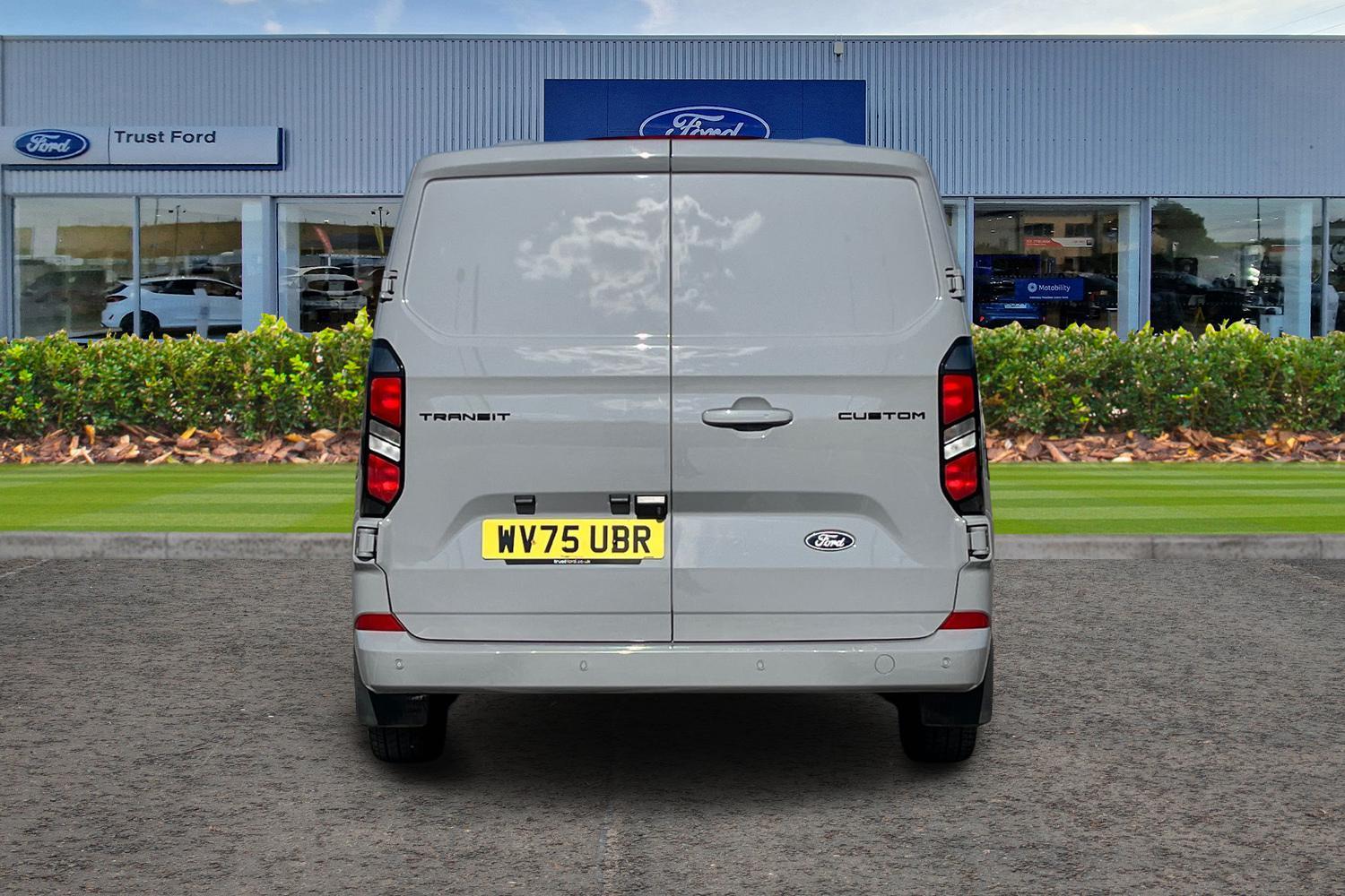 Ford TRANSIT CUSTOM Photo 12