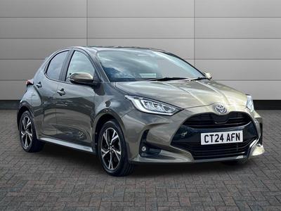 Used 2024 Toyota Yaris 1.5 VVT-h Design Hatchback 5dr Petrol Hybrid E-CVT Euro 6 (s/s) (116 ps) at Sinclair Direct