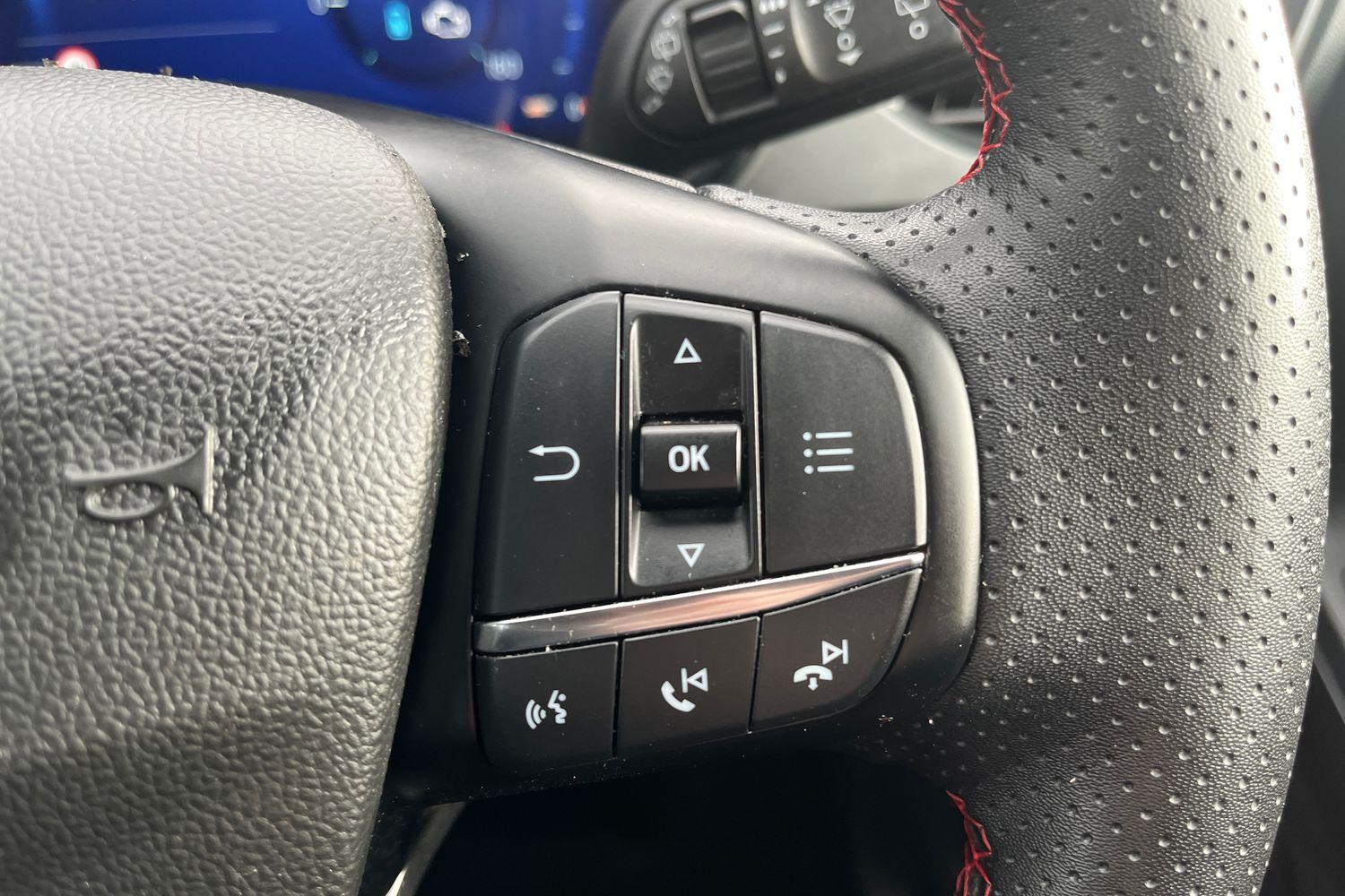 Ford KUGA Photo 22