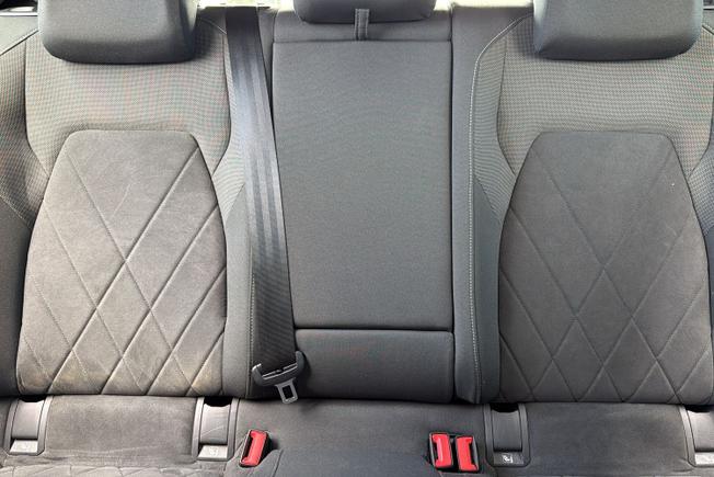 VOLKSWAGEN Golf Photo 43