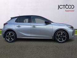 VAUXHALL Corsa Photo 4