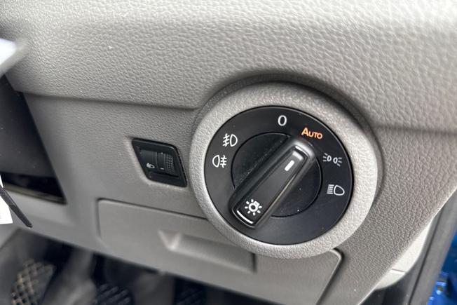 VOLKSWAGEN Transporter Photo 32
