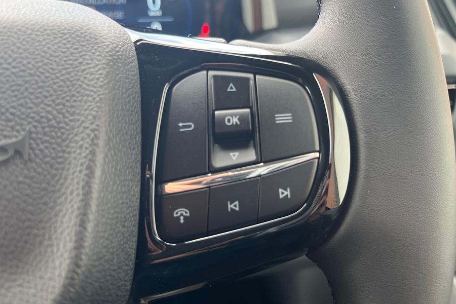 Ford TRANSIT CUSTOM Photo autoimg-da6c3e4041905c5c8561ae19d1286e66ebfebe66.jpg