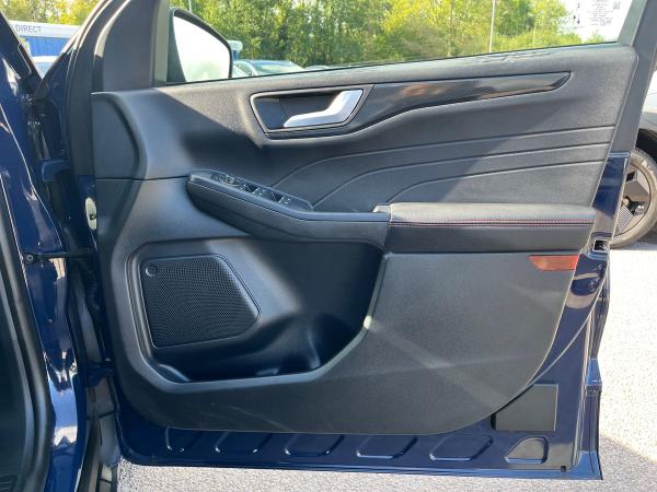 Ford Kuga Photo autoimg-da6d21431766f4e7fd7bcebd67f70b268d6f15a9.jpg