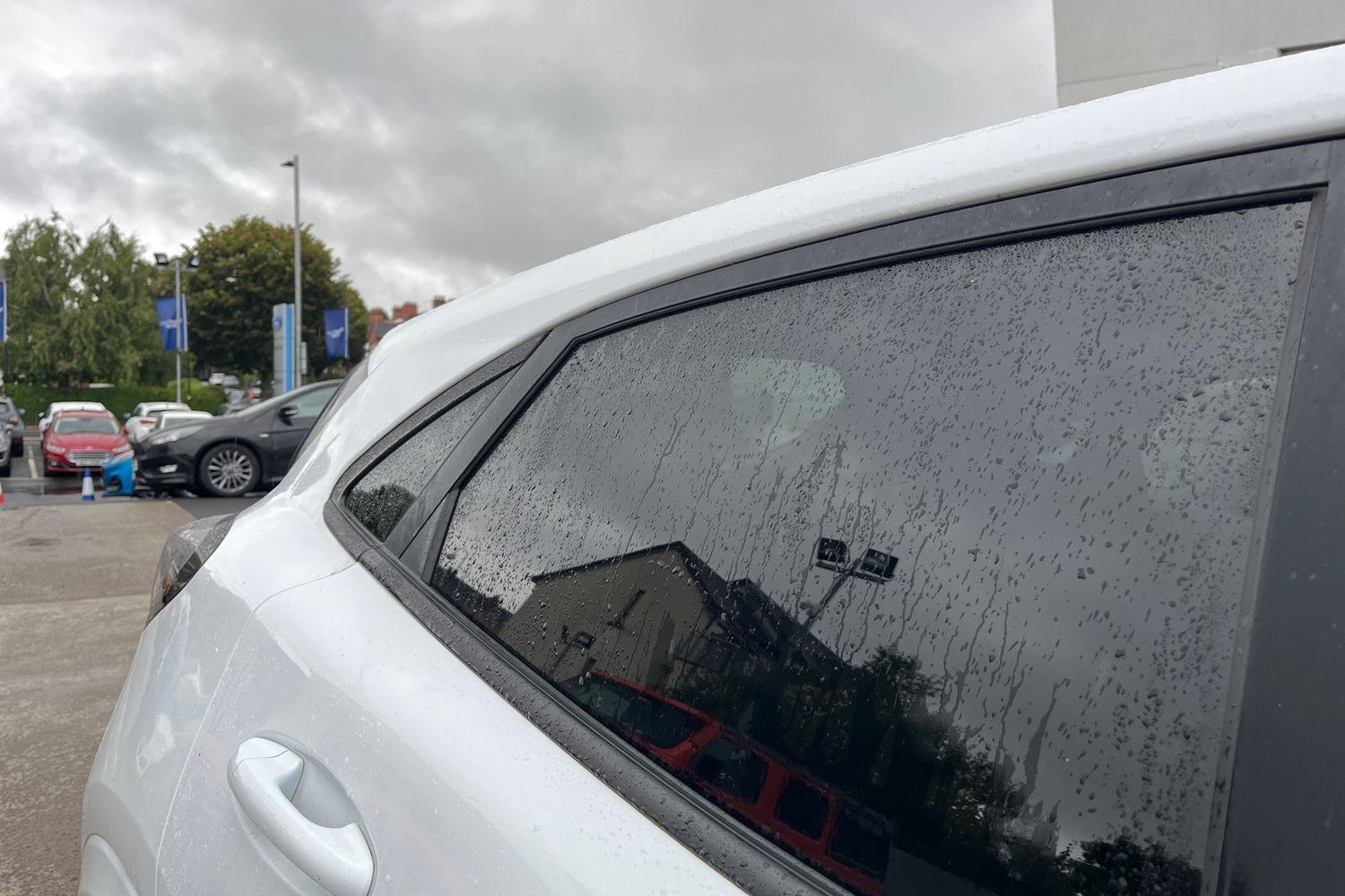 Ford PUMA Photo 38