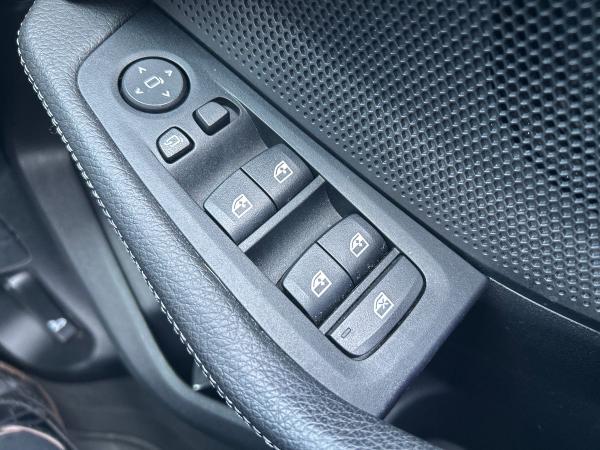 BMW 1 Series Photo autoimg-da6e8099b995c21b8c9cd087a8868b7ad7a79036.jpg