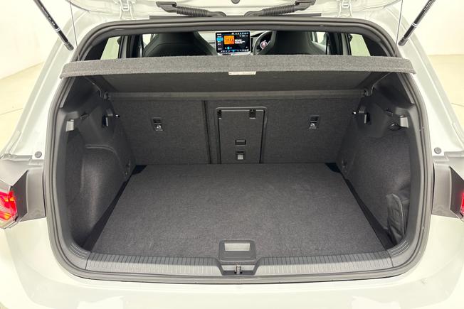 VOLKSWAGEN Golf Photo 12