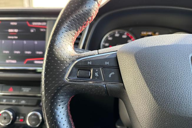 SEAT Leon Photo 16