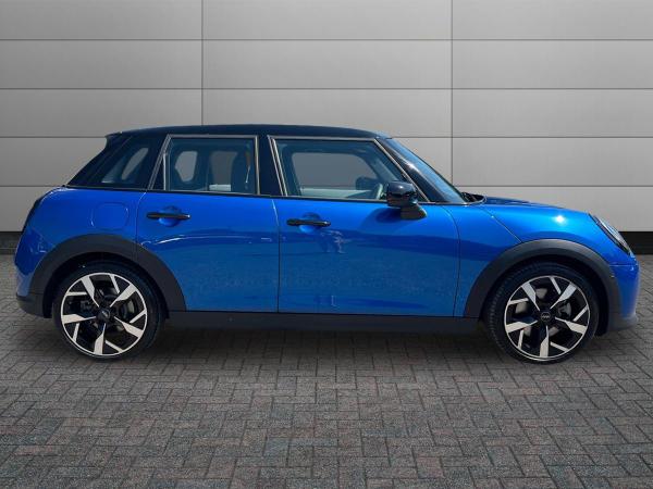 MINI Cooper Photo autoimg-da6ffe5551f7184df55411b7da7b10d2f2e6564b.jpg