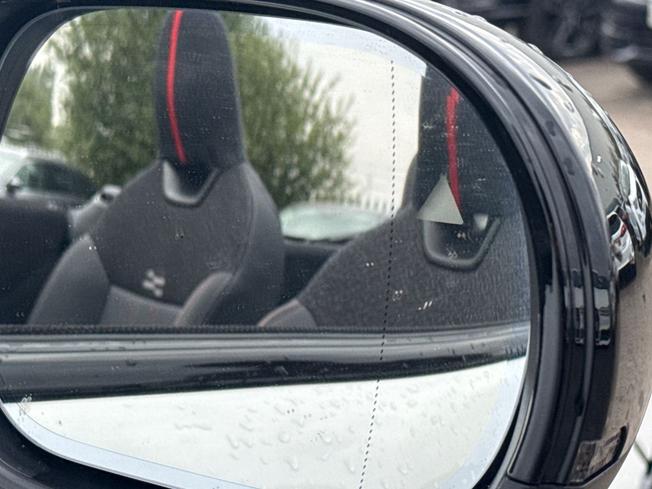MINI Cooper Photo 25