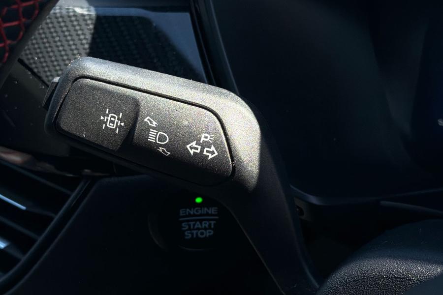 Ford KUGA Photo autoimg-da75e72e269ffdfcfdb5c67e115ff98ef1337811.jpg
