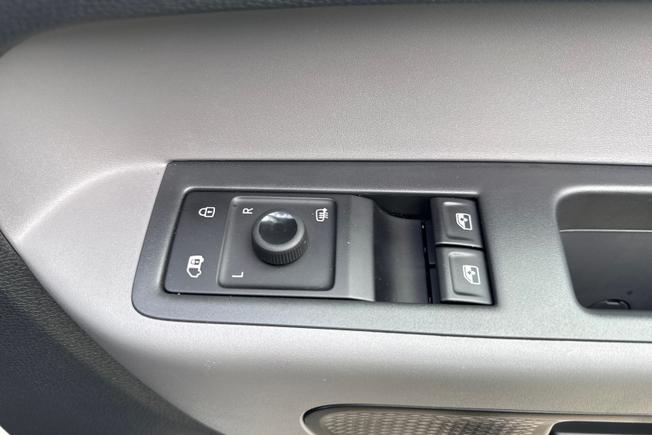 Volkswagen ID. BUZZ Photo 37
