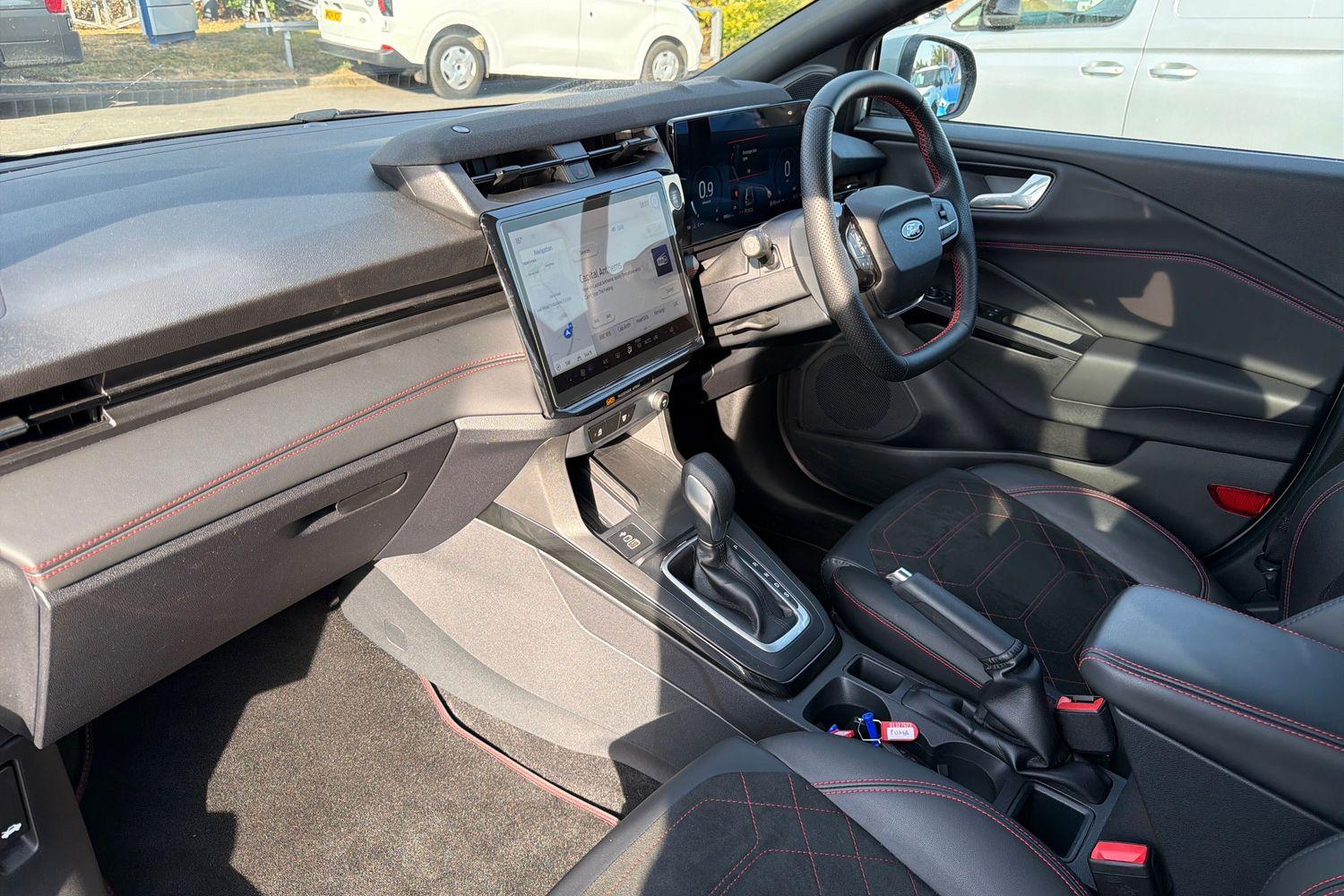 Ford PUMA Photo 17