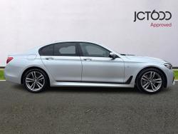 BMW 7 Series Photo 4