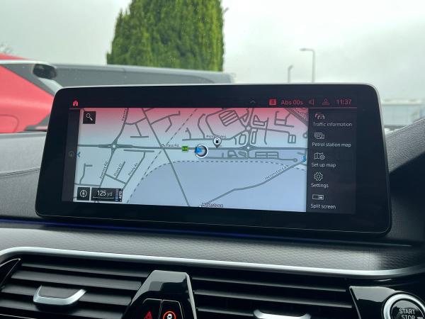 BMW 5 Series Photo autoimg-da80a4ff522b3de9ee2137739b435b3ed3184594.jpg