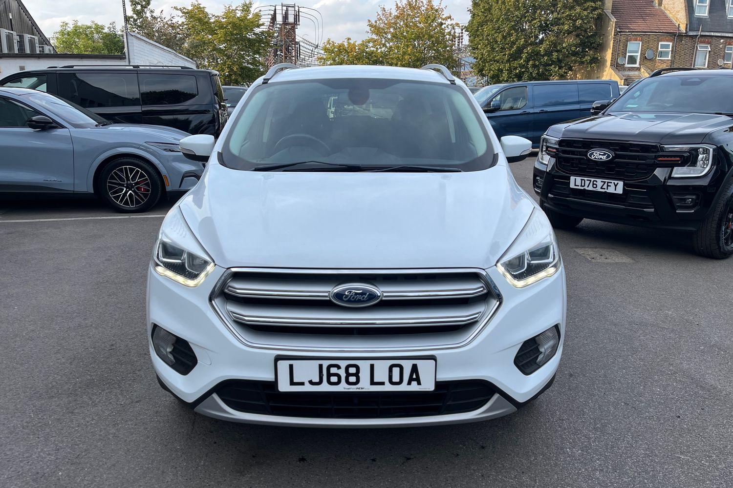 Ford KUGA Photo 37