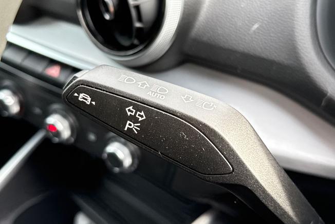 AUDI Q2 Photo 39