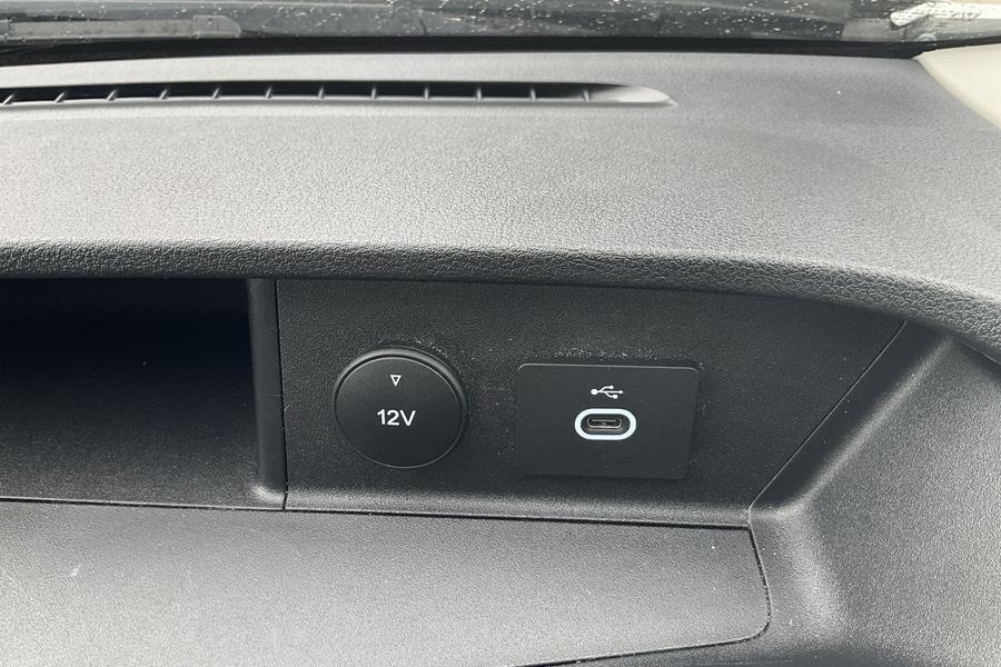 Ford TRANSIT Photo autoimg-da8eb1e46d69c65a0ddca8fe93d0f89d305775b5.jpg
