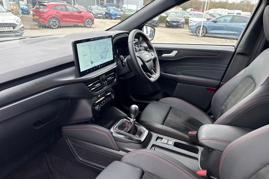 Ford KUGA Photo autoimg-da8ef82b3f8795ecce10df77d5514282e4ff5da7.jpg