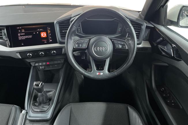 AUDI A1 Photo 11