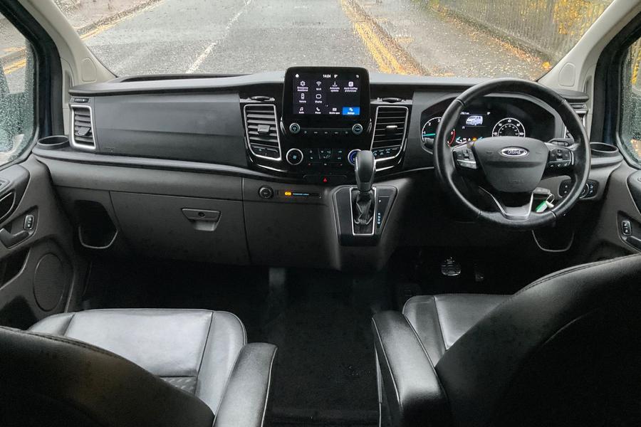 Ford TRANSIT CUSTOM Photo autoimg-da92d9ec42baf6c7d540daf63196cfe3809f9c73.jpg