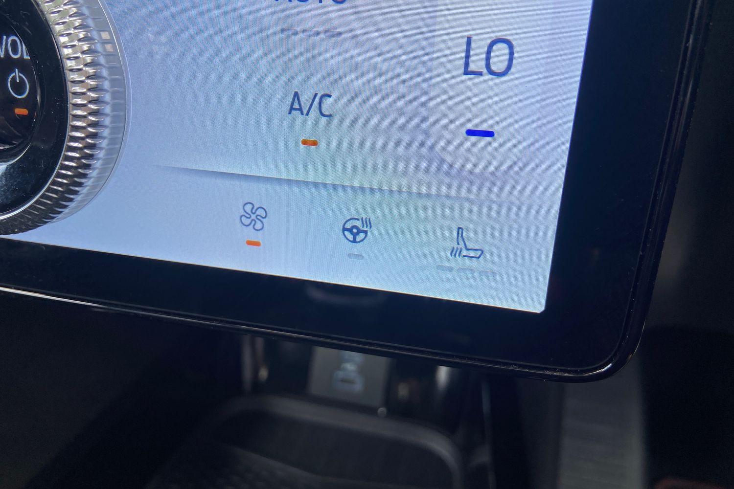 Ford Mustang Mach-E Photo 25