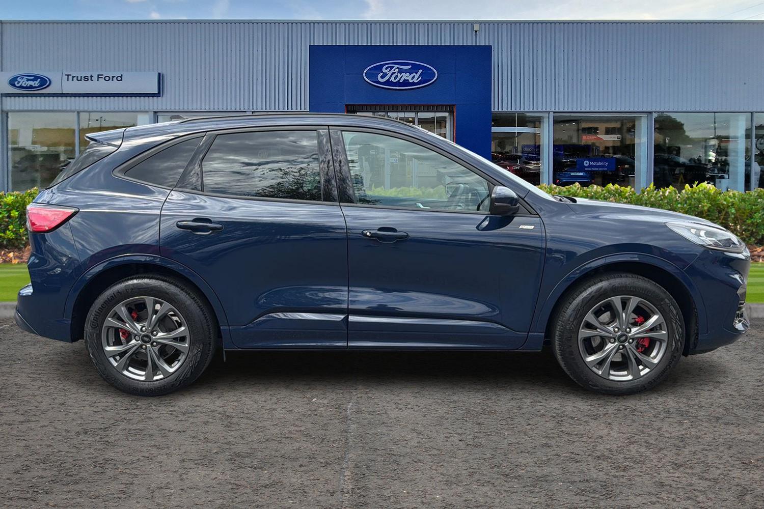 Ford Kuga Photo 2