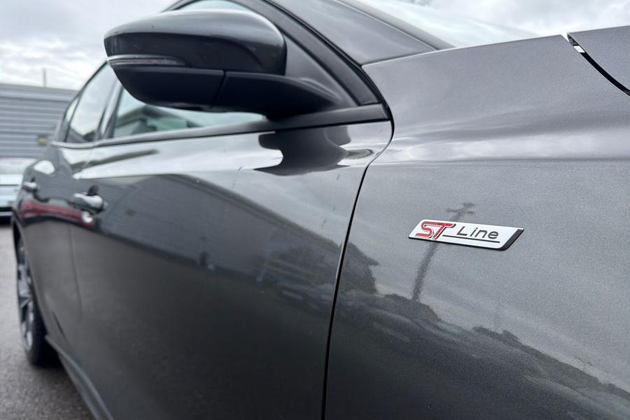 Ford Focus Photo autoimg-da991d1cd3ed71ba7979d1837eecd7064ebde3d8.jpg