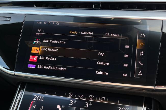 Audi A8 Photo 35