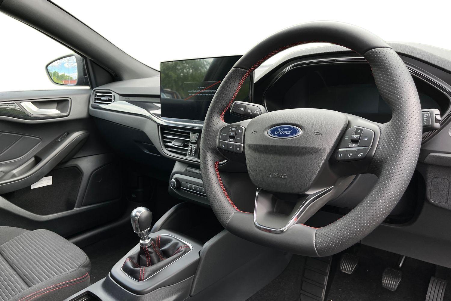 Ford Focus Photo 8