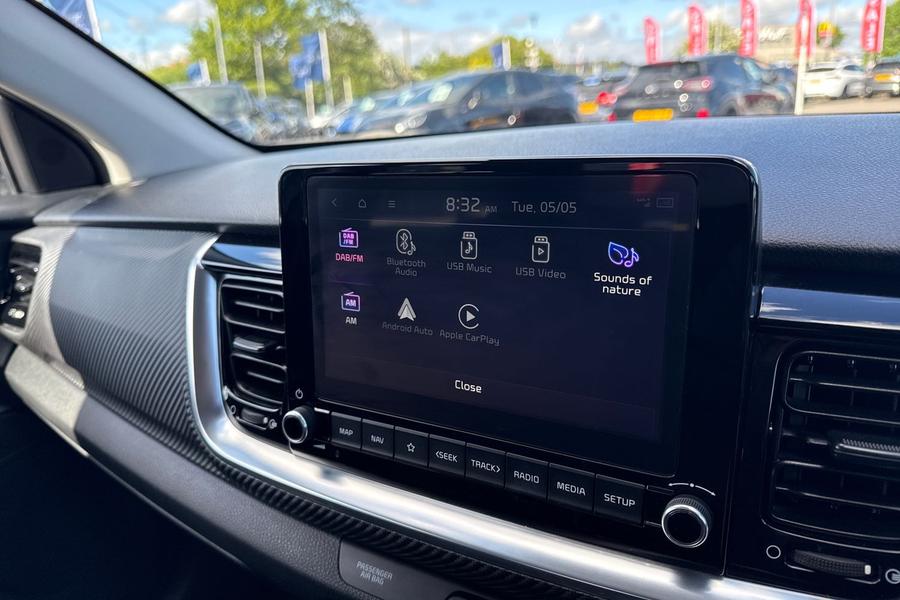 Kia STONIC Photo autoimg-daa54cbe6f7b74f4c39408fdb77833beb47568ab.jpg