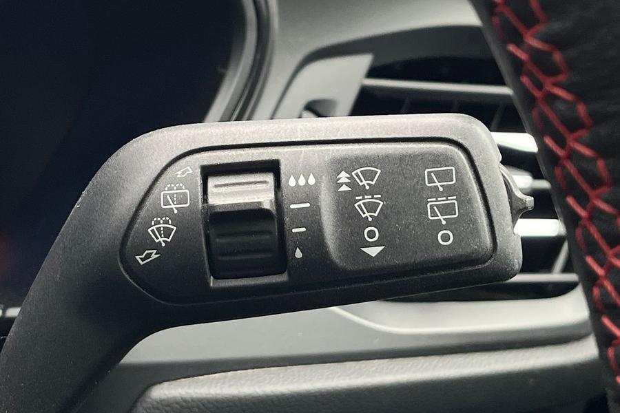 Ford Focus Photo autoimg-daa9de1ba803a74565d4e5970096ebaf3cd51002.jpg