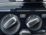 Volkswagen UP Photo 45