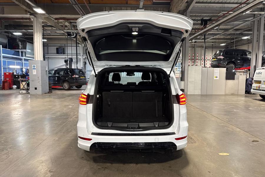 Ford S-MAX Photo autoimg-daadb6a7415808b231e7f5804e5c458dea37a5dd.jpg