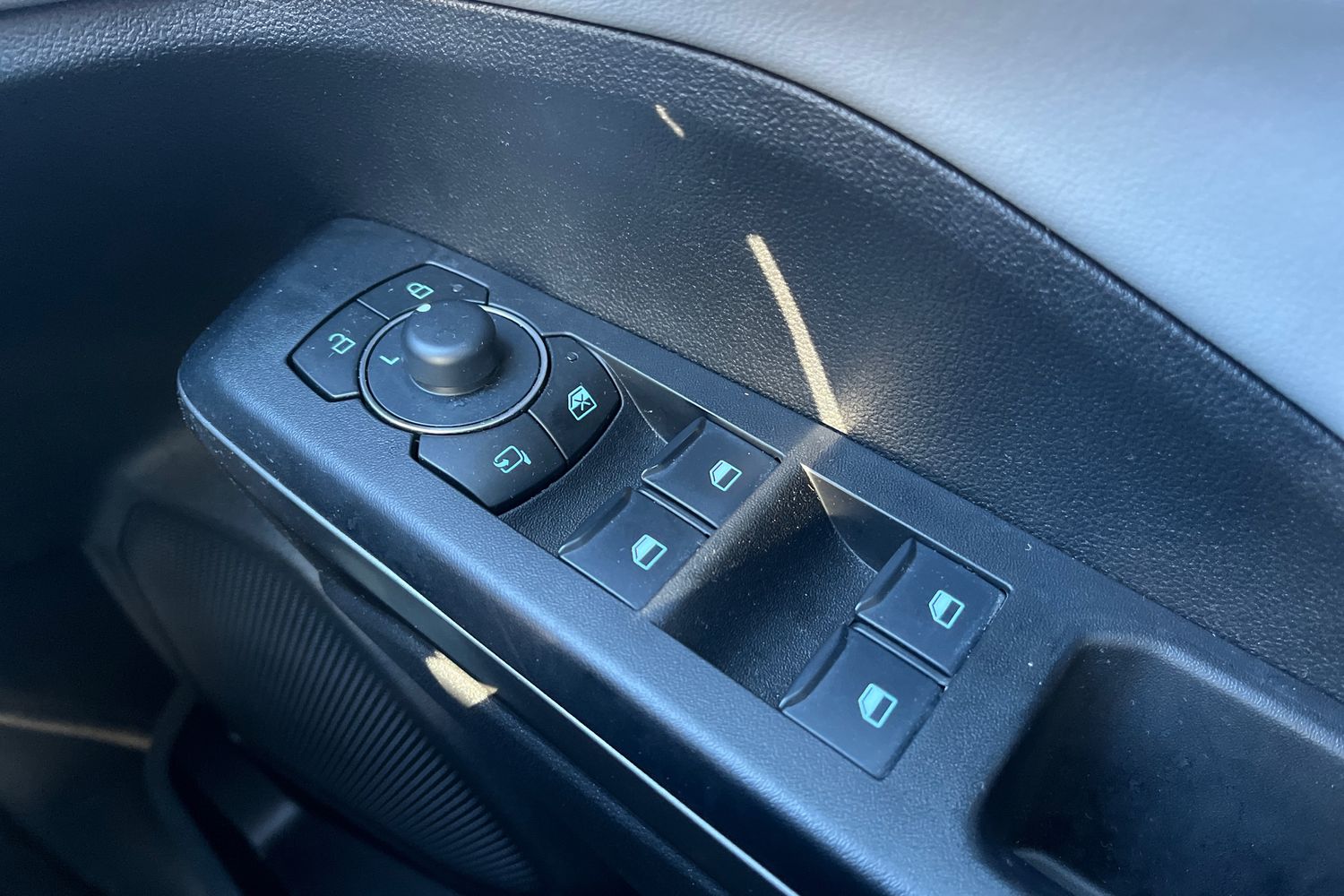 Ford Puma Gen-E Photo 15