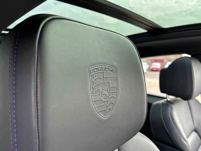 PORSCHE Macan Photo 42