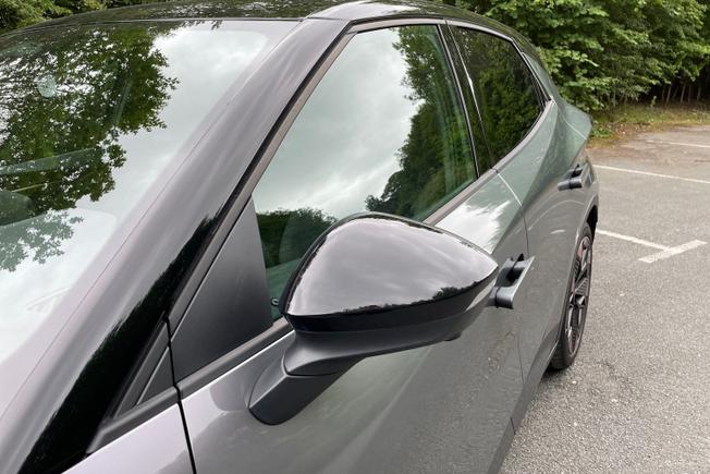 CUPRA RAVAL Photo 20