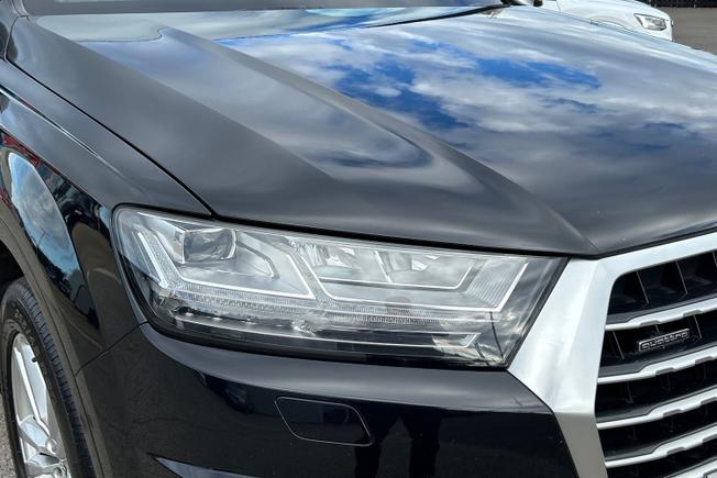 AUDI Q7 Photo 19