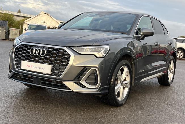 AUDI Q3 Photo 60