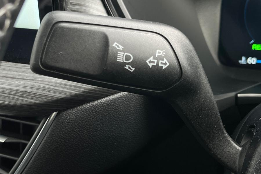 Ford KUGA Photo autoimg-dab61a3e5d7a9f2c28f218c88297e6ba7dd7ce94.jpg
