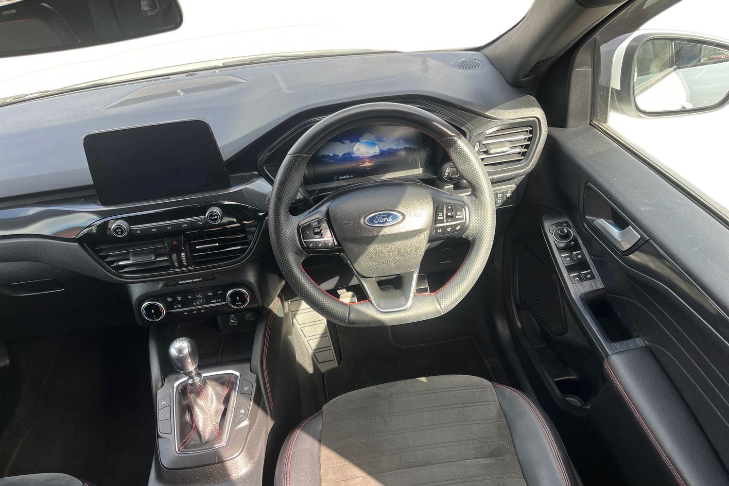 Ford KUGA Photo 10