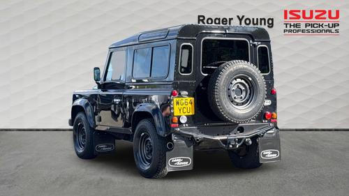 Land Rover Defender Photo autoimg-dab6a626e1fba454361b38e5305191a1bb00bf06.jpg