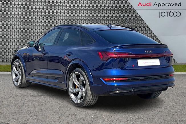 AUDI E-Tron S Photo 3