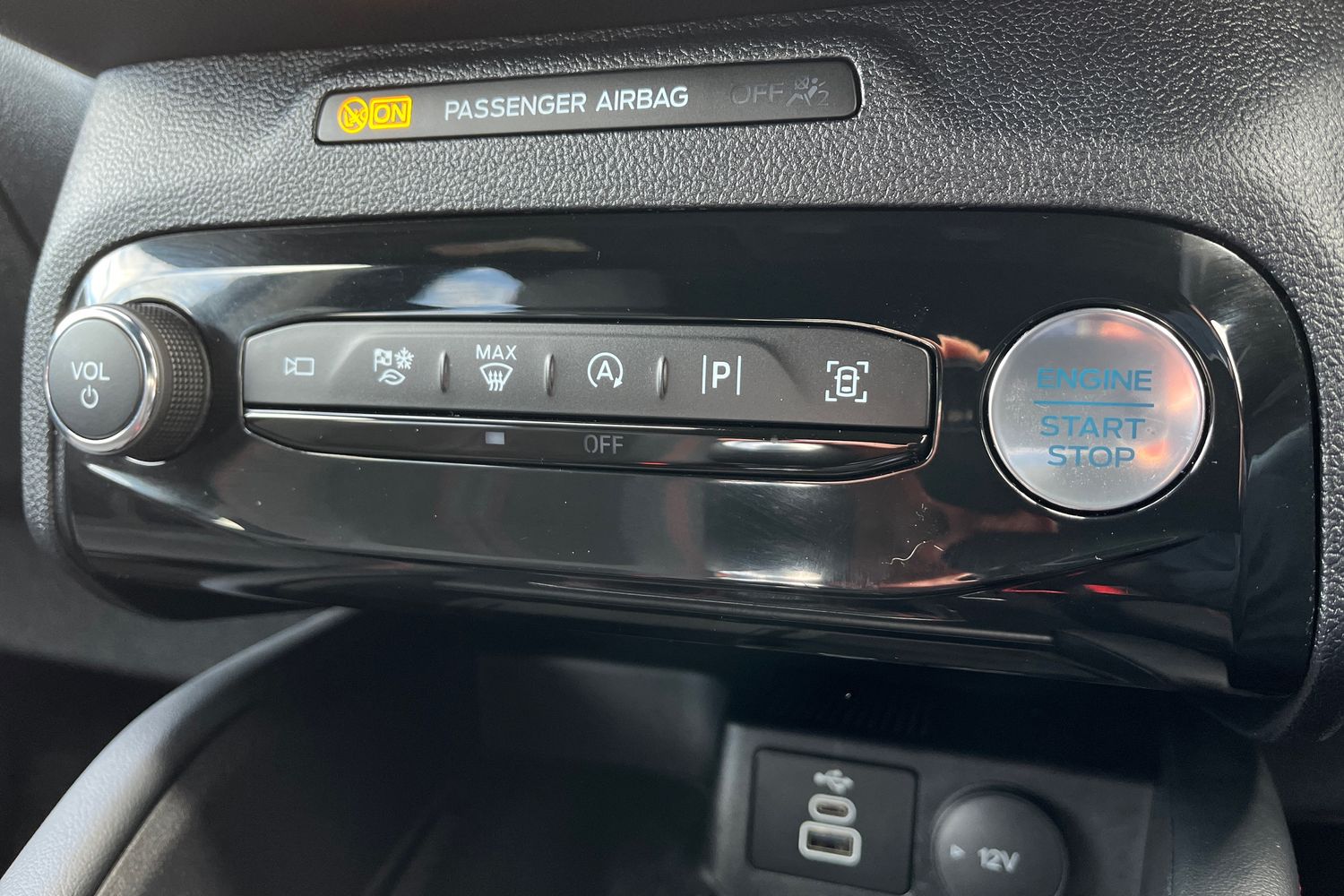 Ford Kuga Photo 30